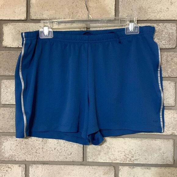 3for$20 shorts size m - Picture 1 of 3